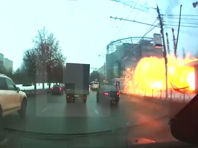 Шесть человек пострадали при взрыве у метро «Коломенская»
