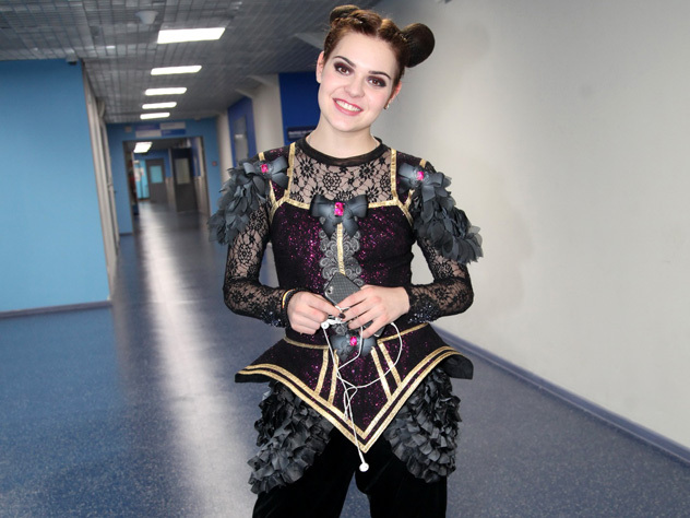 Аделина Сотникова дебютировала в ледовом шоу