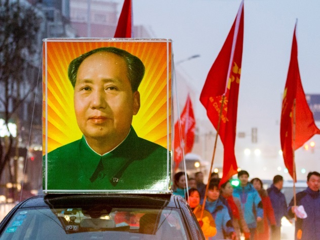 В Китае уволили чиновника за оскорбление Мао Цзэдуна