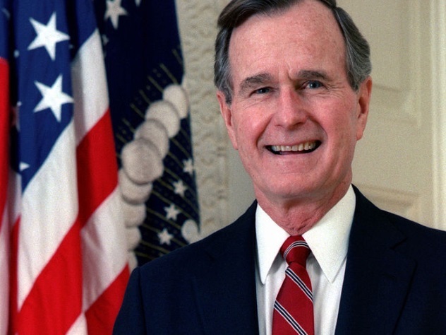 Джордж Буш — старший госпитализирован