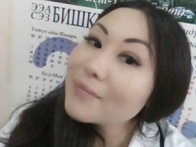 «Киргизская Божена Рынска» поплатилась работой за глумление над жертвами авиакатастрофы