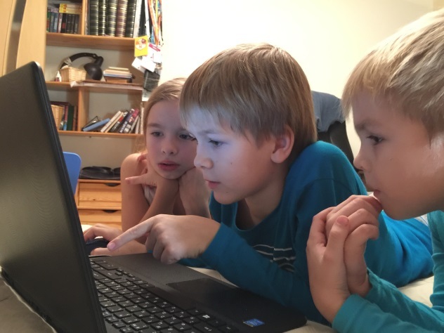 Более 80% дошкольников в России пользуются выходом в Интернет