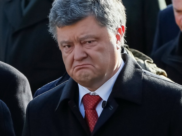 Порошенко получил предложение украинизировать фамилии в стране