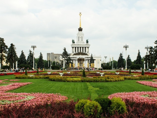 «Розовое» лето ожидает москвичей