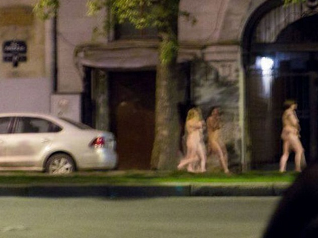 Дацик устроил «голый марш проституток» на улицах Петербурга