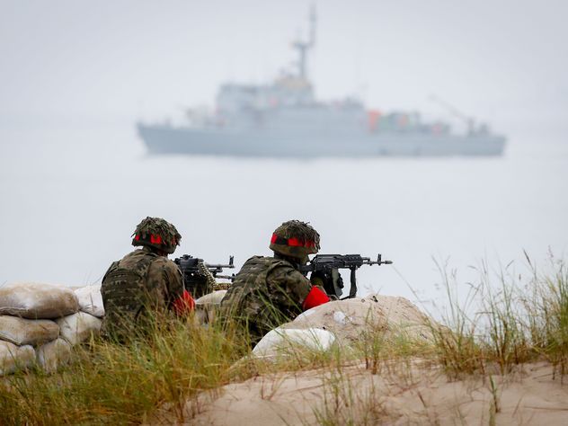 Канада отправит войска в Восточную Европу для помощи НАТО и «сдерживания агрессии»