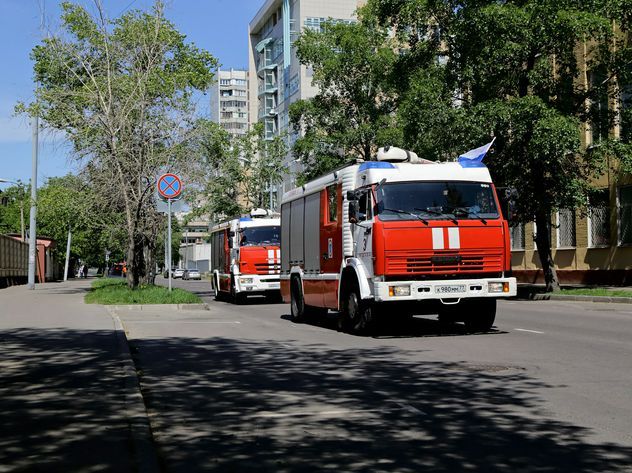 При пожаре на складе в Москве погибли 17 человек