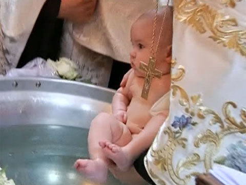 Крещение дочки Филиппа КИРКОРОВА Аллы-Виктории (Кадр Первого канала)