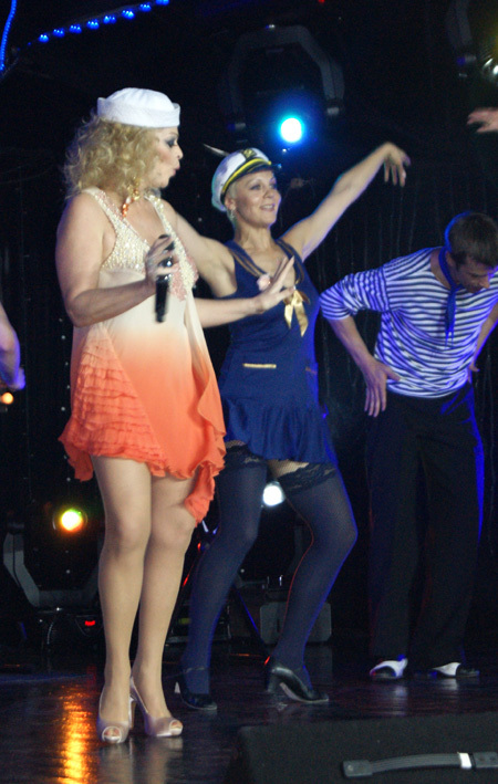 Лариса ДОЛИНА