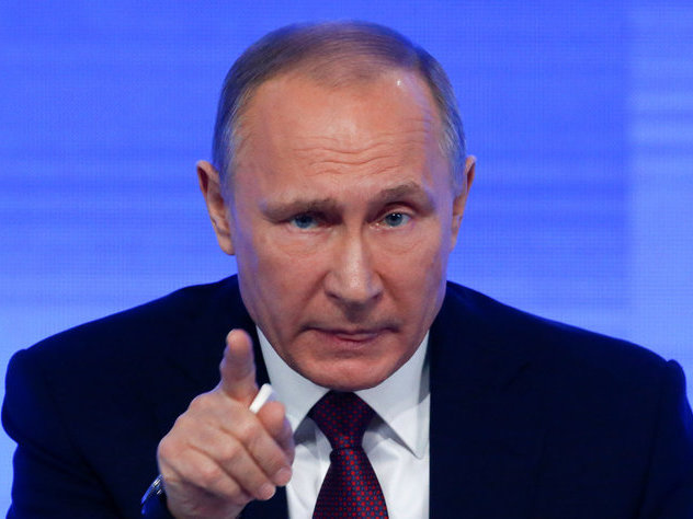 Задавшему лучший вопрос Путину на «прямой линии» подарят золотой телефон