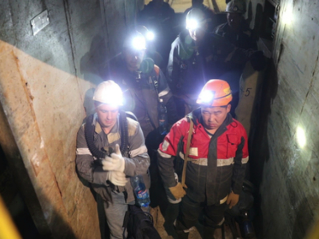 Восьмерых горняков навечно оставили под землей на затопленном руднике «Мир»