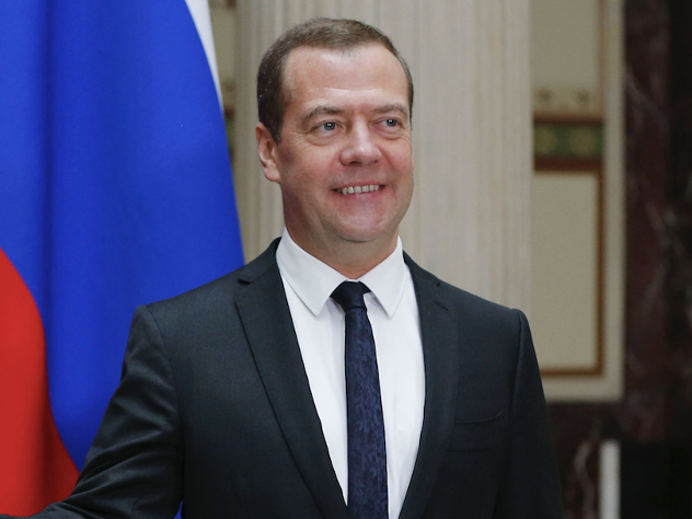 Медведев назвал новые санкции США полноценной торговой войной