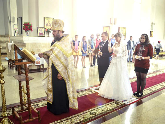 В России могут приравнять церковное венчание к регистрации брака