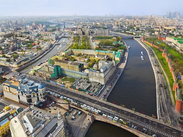 В центре Москвы перекроют улицы из-за Всемирного фестиваля молодежи