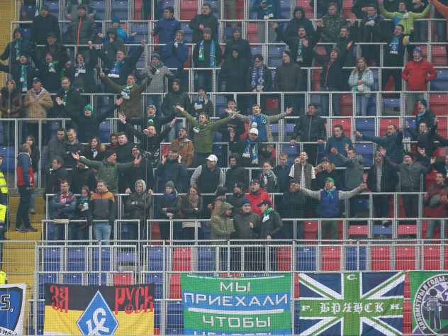 Футбольных фанатов отправили в колонию за драку в Оренбурге