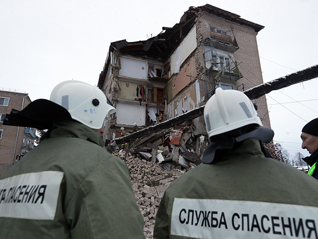 Бдительный жилец спас соседей обрушившегося дома в Ивановской области