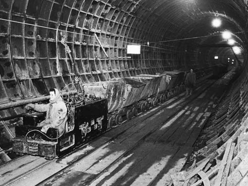 Фото строительства метро в москве 1935