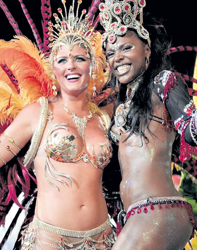 Трах с карнавала Бразилии: бразильский секс в карнавальную ночь - KingPorno