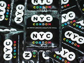 Основные ошибки, связанные с неправильным использованием презервативов