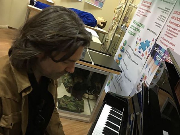«Невозможно пережить» — Маликов написал музыку в память жертв трагедии в Кемерове