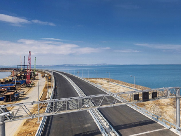 ФСБ круглосуточно мониторит строительство Крымского моста