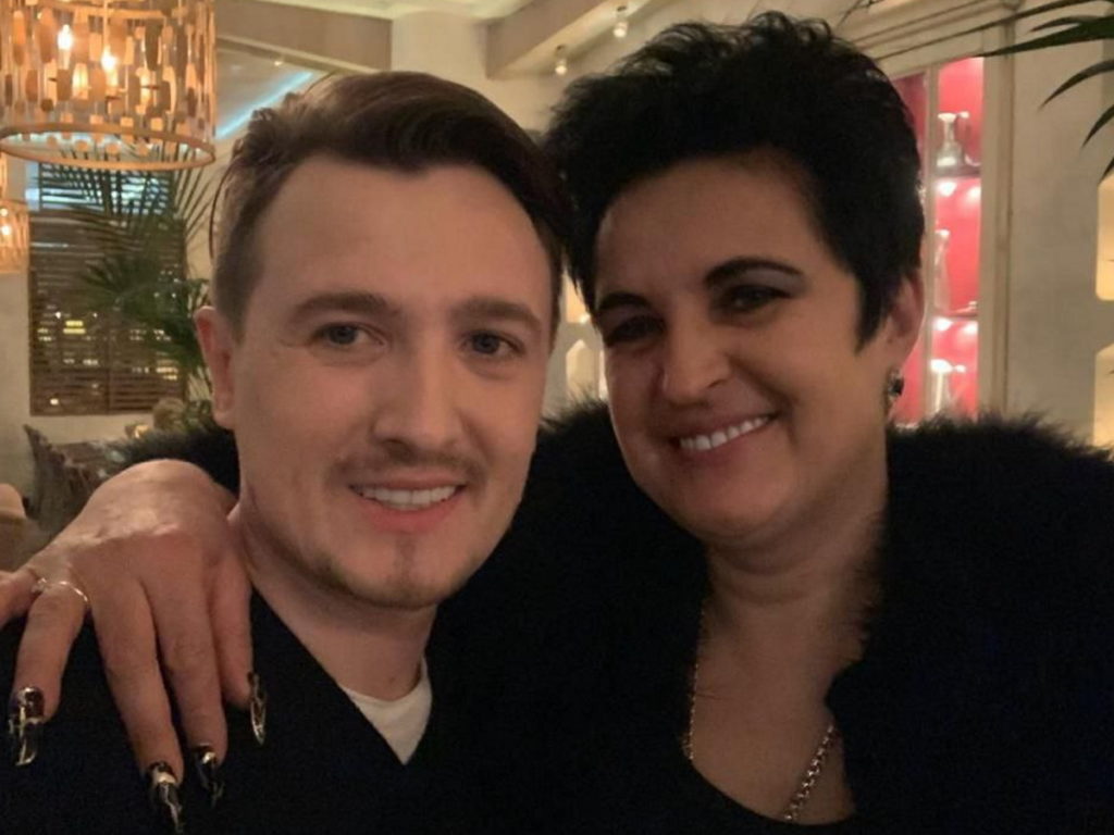 uvez-v-evropu-vsyu-semyu-kak-teper-jivet-pokinuvshiy-rossiyu-igor-nikolaev