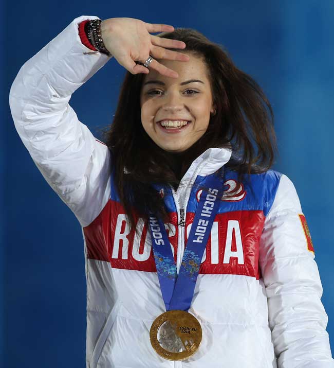Аделина Сотникова, завоевавшая золотую медаль в женском одиночном катании на XXII зимних Олимпийских играх в Сочи