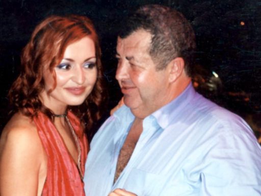 Александр Волков со своей подопечной и любовницей Катей Лель